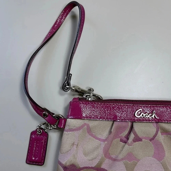 Coach Purple  Canvas Wristlet Leather Trim Wallet - Picture 4 of 11
